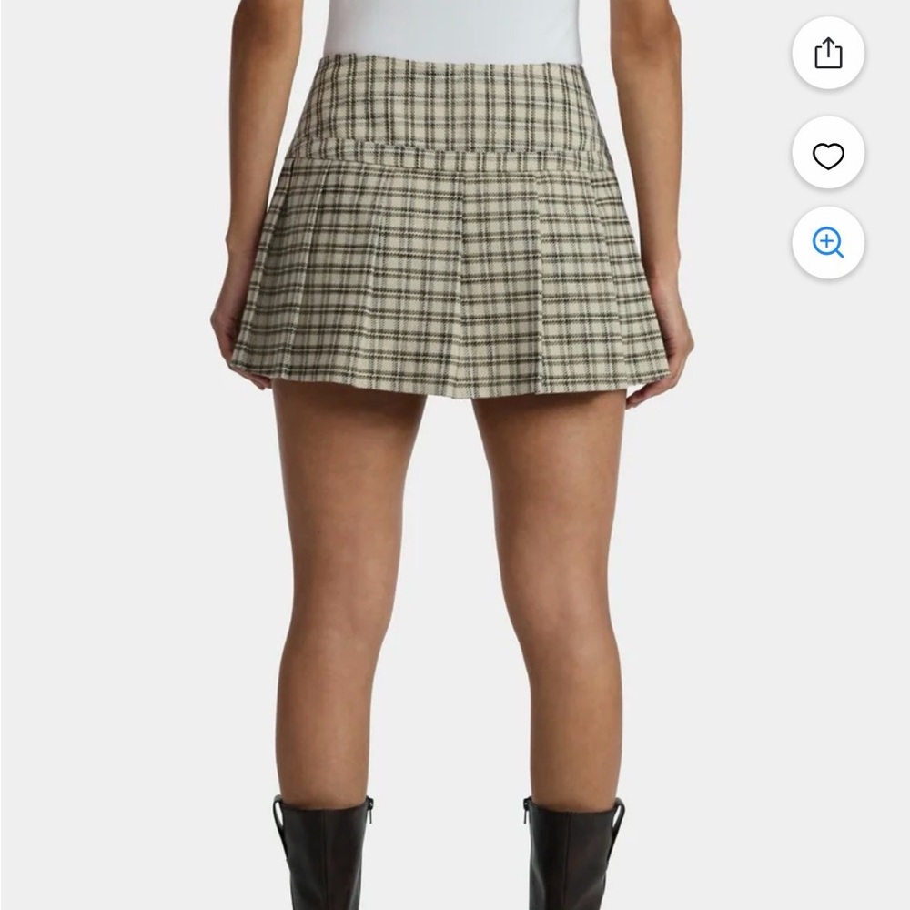 NWT Madden NYC Pleated Plaid Mini Skort - size Large (12-14) - brown/cream/black - Picture 3 of 9